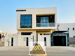 5 master bedrooms | Spacious yard | Large spaces | Prime location / Private yard and setback in fron