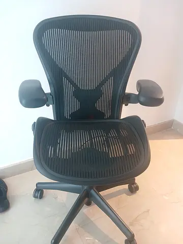 Herman Miller Aeron Office Chair Fully Options With Adjustable Arms and Lumbar Support
