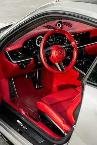 2021 Porsche 911 — миниатюра 4