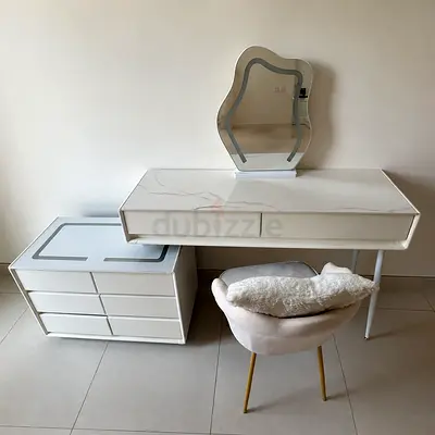 Smart vanity table - Dressing Table  with LED Mirror and Chair - 120 cm + 80 cm adjustable - Danube