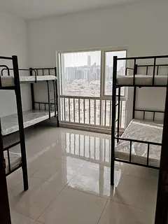 Urgent available Executives Room Bedspace/ M/F