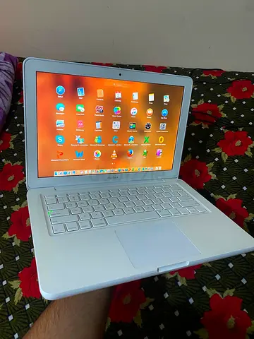 MacBook