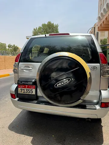 2003 Toyota PRADO photo 1