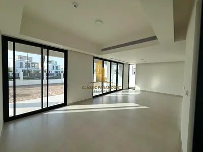 NEAR PARK | ON AMENITIES | POST HANDOVER