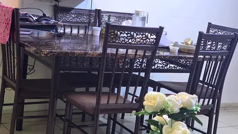 DINING TABLE WITH 6 CHAIR ON SALE BUR DUBAI