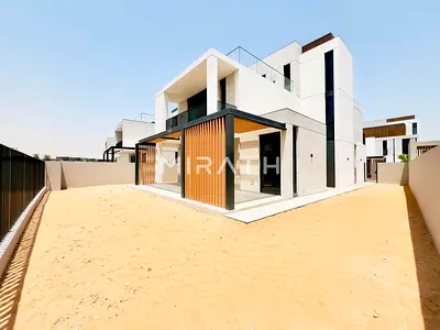 BRAND NEW | HUGE PLOT | SINGLE ROW