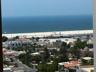 عجمان وان _الراشديه 3 عجمان _بلكونه اطلاله بحريه _غرفه غسيل _غرفه خادمه _باركن فري