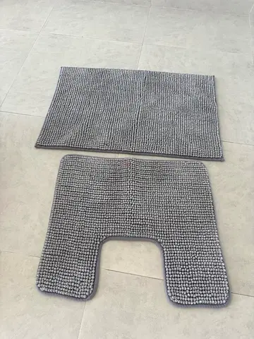 Bath mats set