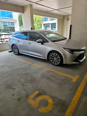 Pristine 2022 Toyota Corolla Cross GLI Hybrid - European Specs - Eco-Friendly & Full Option