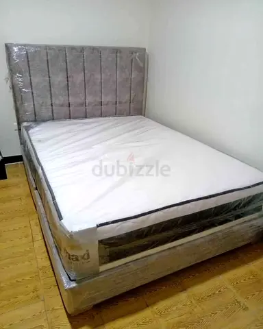 Luxury Fabric Bed Frame With Mattress Stylish Modern Design Headboard