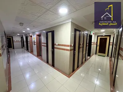 لبيع بناية بمنطقة ام طرافة داخل الشارقة بدخل فوق 10%