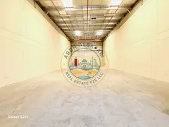 Spacious prime location warehouse for storage in industrial 17 Sharjah