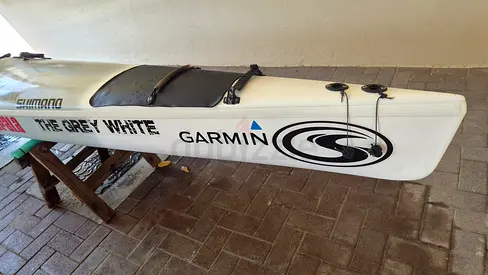 Stealth Pro Fisha 575 Fishing Kayak