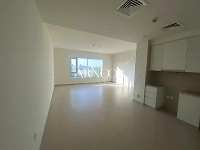 Well-Maintained/Spacious/Elegant/Prime Location