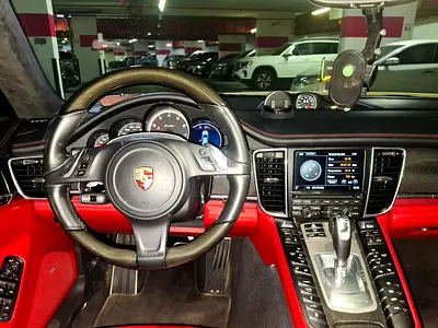 2014 Porsche PANAMERA 缩略图 10