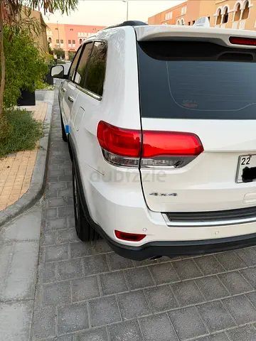 Jeep Grand Cherokee Limited 2015 | GCC Specs | Well Maintained