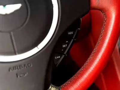 صورة 18 لـ 2010 Aston Martin DB9