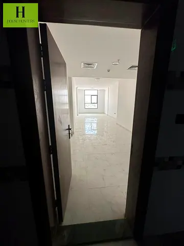 BRAND NEW BULIDING 1 MASTER BEDROOM BIG HALL WITH ATTACHED BATHROOM AVILABLE FOR RENT IN AL YASMEEN AJMAN