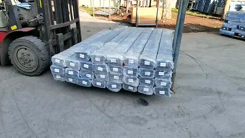 Bundle of rectangular metal/aluminum tubing - new, wrapped (approx. 20 pieces)