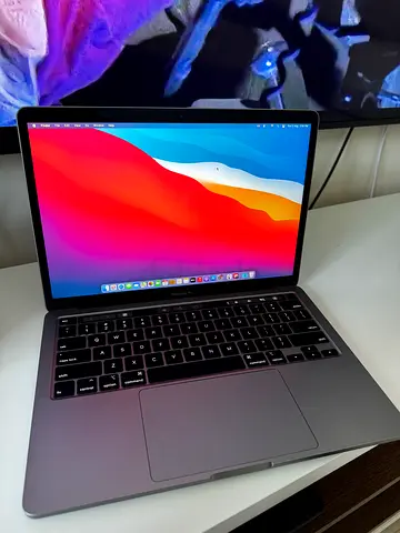 MacBook Pro 2020 13-inch  16/512gb i5 (Space Gray) - Good Condition, Ready to Use