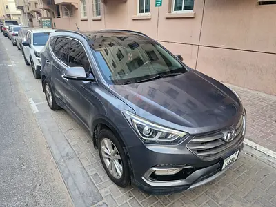 GCC Hyundai Santa Fe 2018 in immaculate condition