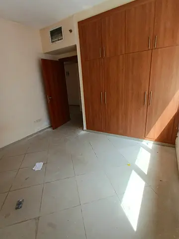 For annual rent in Al Khan | 1 Bedroom + Living Room | AED 33,000 | 4 installments | Dirt parking | Families only | Security deposit: AED 2,500 (chequ