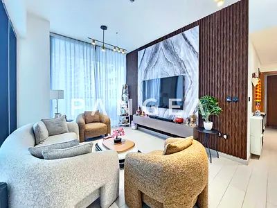 Massive Balcony | VOT | Corner Unit