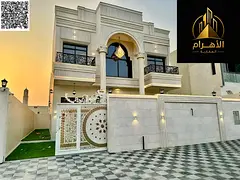 Classic villa, price inclusive of registration and ownership fees, on the main street, ready to move