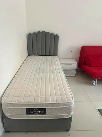2 single beds for sale
