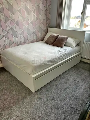 IKEA White MALM Double Storage Bed with IKEA Mattress 140 x 200 cm