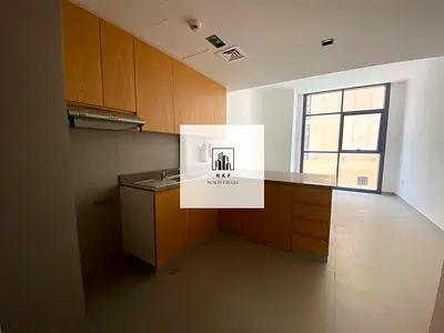 Specious luxury apartment for rent
