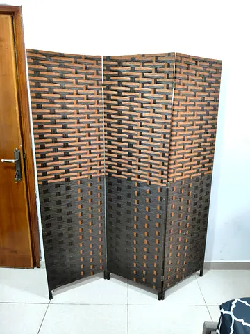 3-Panel Brown Woven Room Divider / Privacy Screen / partition.