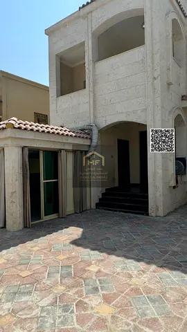 A distinctive villa in a lively location with a spacious area, perfect for family living. Own your dream home in one of the finest residential communi