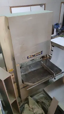 Used industrial bandsaw / cutting machine - solid metal frame