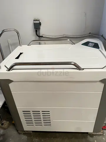 Health recovery use for athletes, gym and SPA Portable DC Car Refrigerator /Freezer - Compact Cooler