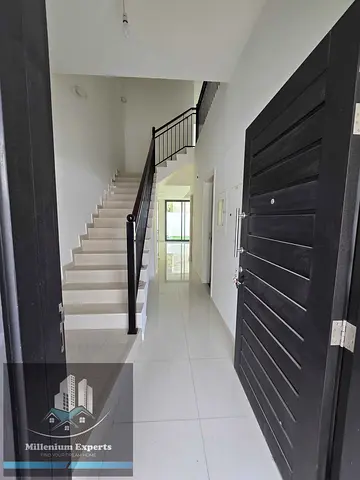 LUXURY SPACIOUS 4 BEDROOMS PLUS MAID UNFURNISHED FOR RENT READY TO MOVE