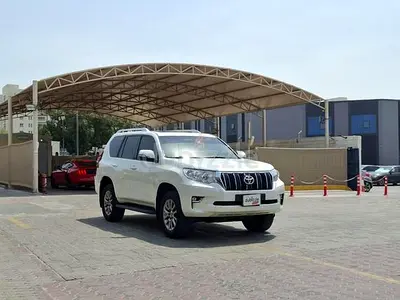 AED 2224/month | 2018 Toyota Prado  | GCC Specs | Ref#502075