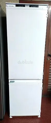 Smeg Built-in Bottom Fridge Freezer. Same like new Condition.