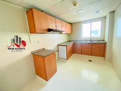FRONT OF METRO. SPECIOUS 3BHK. BALCONY. PARKING. FAMILY ONLY