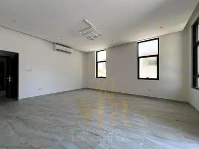 🏡✨ فيلا فاخرة للبيع في المويهات 3 - عجمان ✨🏡