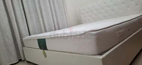 King Size Upholstered Storage Bed + Mattress – White – Excellent Condition