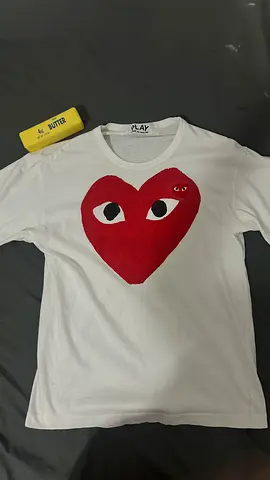 Comme des Garçons PLAY white t-shirt  Size Large