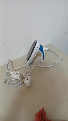 portable small travel steam iron