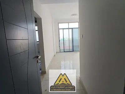 Excellent location | Excellent price | Vibrant area | Close to all amenities | Regular maintenance
