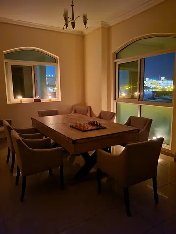 dinning table with chairs