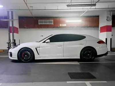 2014 Porsche PANAMERA 缩略图 5