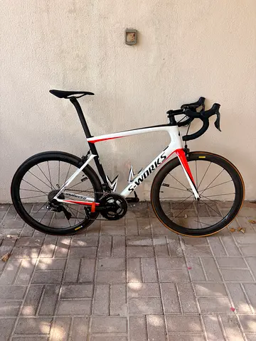 Specialized S-Works Road Bike - High-end Carbon Racing Bike