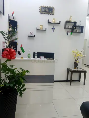 Ladies salon available for sell in Satwa, Dubai