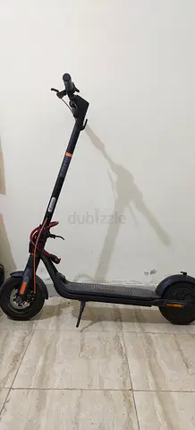 Segway ninebot f2 pro Electric Scooter - Flawless Condition
