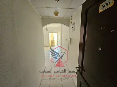 شقه للايجار سنوي-القاسميه مساحات واسعه اطلاله مفتوحه مع بلكون صيانه مجانيه تكييف مركزي موقع مميز قريب لجميع الخدمات